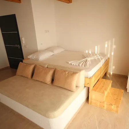 Nefeli Apartmán *